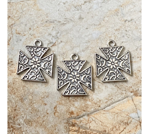 Згарда “Хрест Козацький “Косиця шовкова квітка ” (2,3х2,0 см.). Колір: срібло zgs-29 Згарда “Хрест Козацький “Косиця шовкова квітка ” (2,3х2,0 см.). Колір: срібло zgs-29